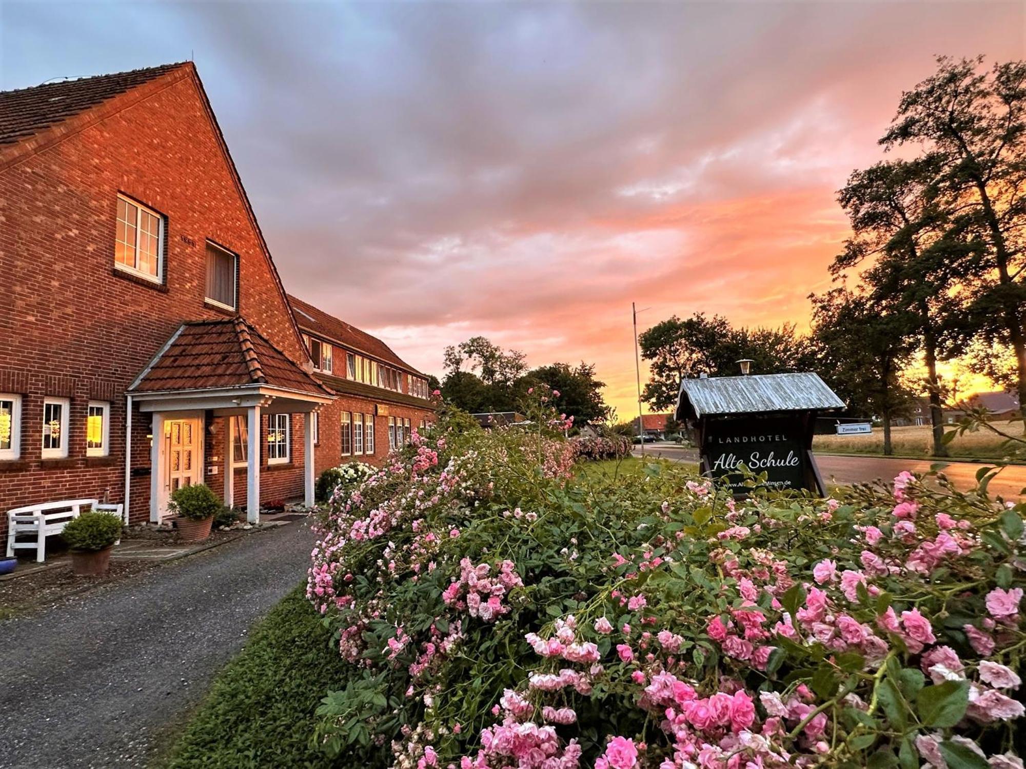 Landhotel Alte Schule - Hotel Garni Schillig Eksteriør bilde